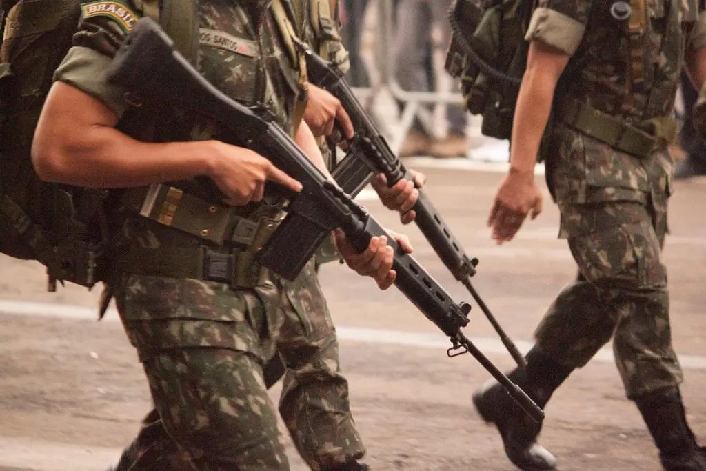 Indignidade/indigência militar, um tema inadiável