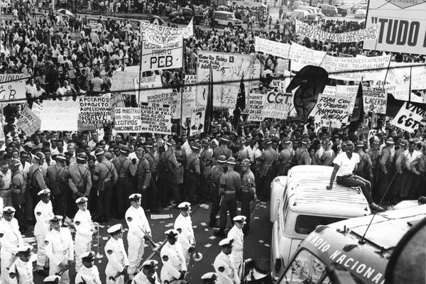 Os 50 anos do Comício da Central