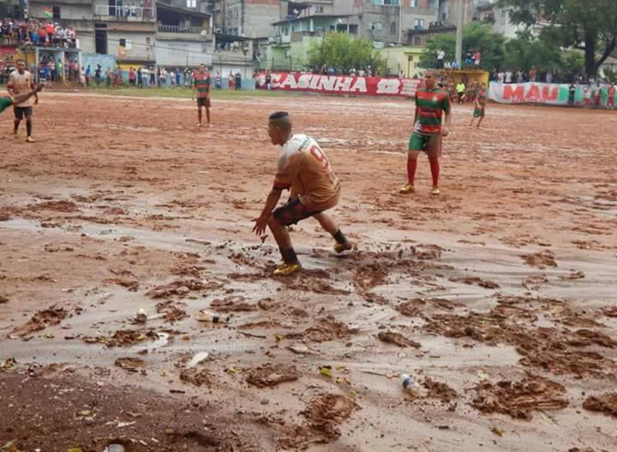 Fútbol: del barrio a la mercancía