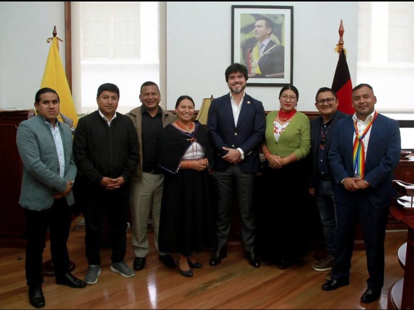 Equador: deputados indígenas apoiam governo