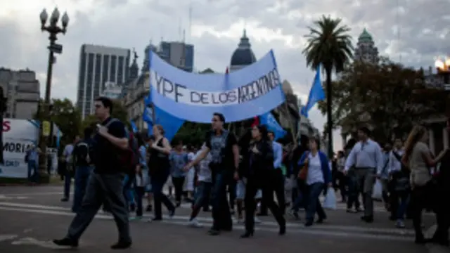 EUA quer meter a mão na YPF argentina