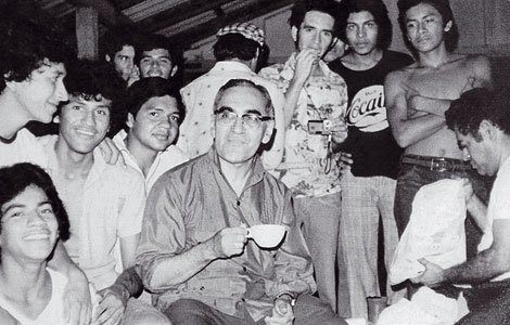 Operação Águia – Assassinato de Dom Oscar Romero/1980 ( E 15)