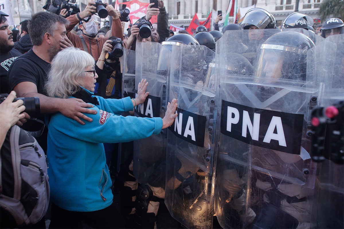 Argentina: Farol da Crueldade