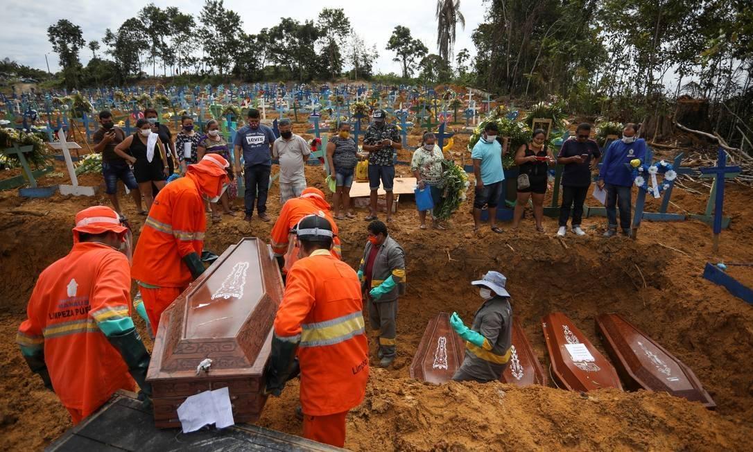 O Brasil: 30 mil mortos e tudo está bem