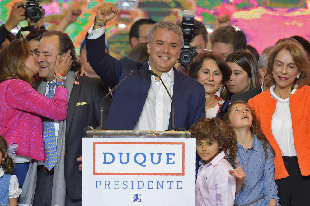 Colômbia: vence candidato do uribismo