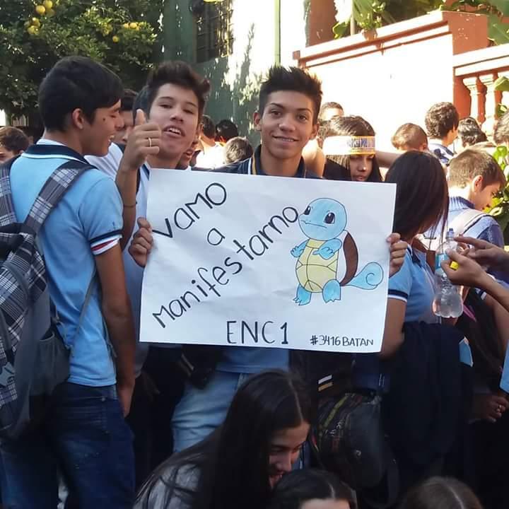 Estudantes paraguaios lutam pela educação