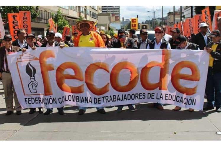 Colômbia: professores param, apoiando estudantes
