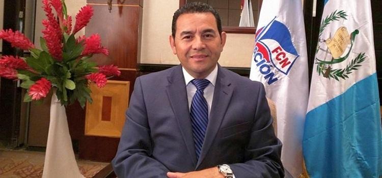 Guatemala: assume o novo presidente
