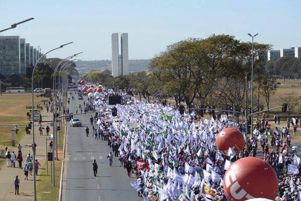 100 mil Margaridas nas ruas de Brasília