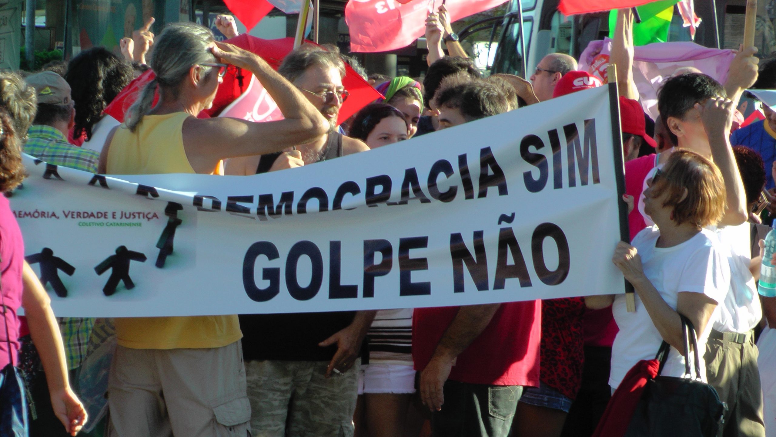 A crise do Brasil capitalista é maior do que a “guinada para a direita”