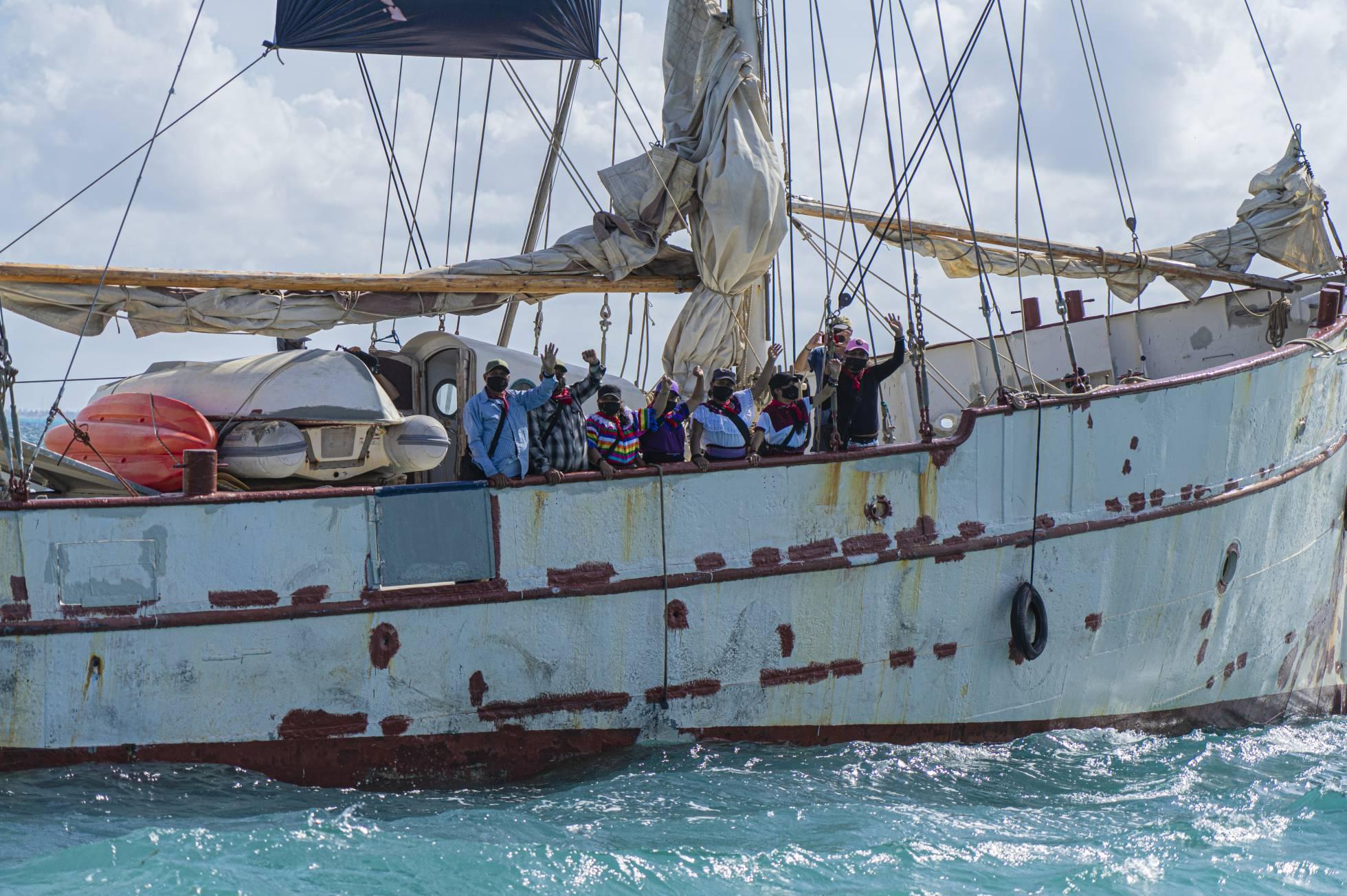 Navegando en favor de la vida: la gira zapatista